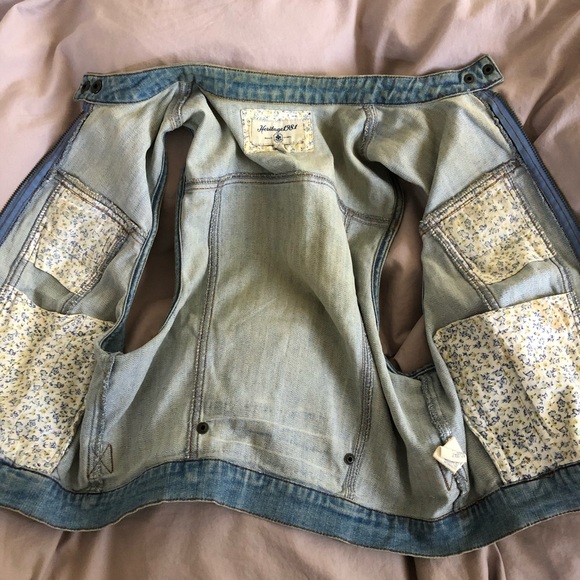 Vest denim jacket - Picture 6 of 13